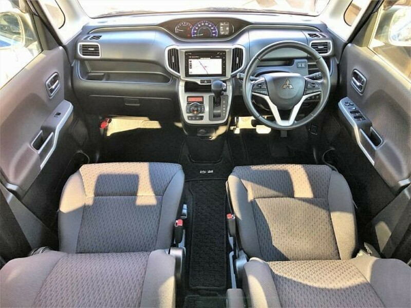 DELICA D2