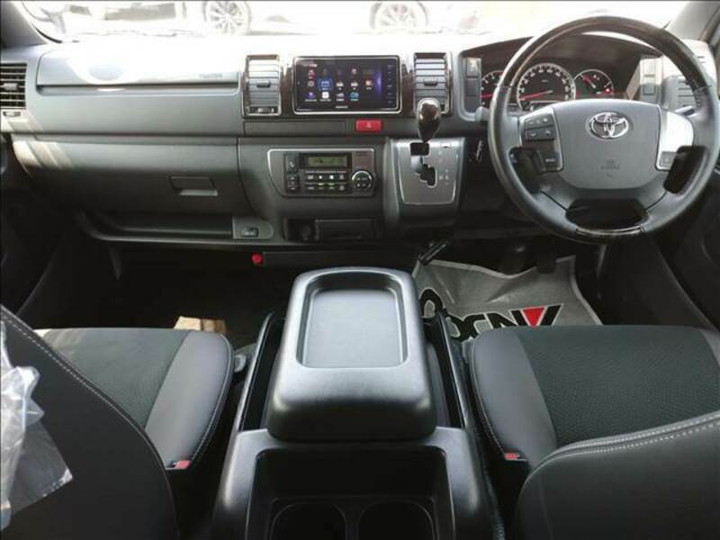 HIACE VAN-2