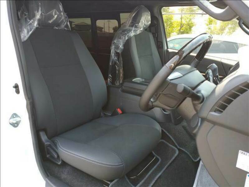 HIACE VAN-3