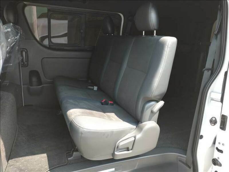 HIACE VAN-4