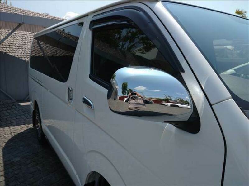 HIACE VAN-6