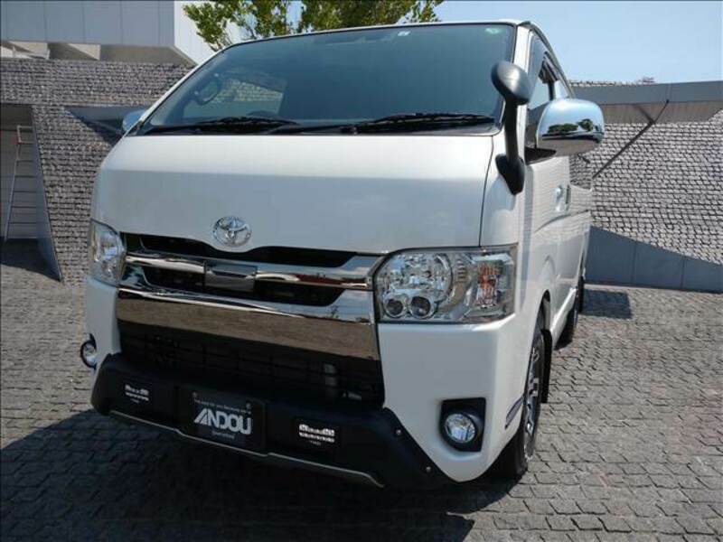 HIACE VAN-7