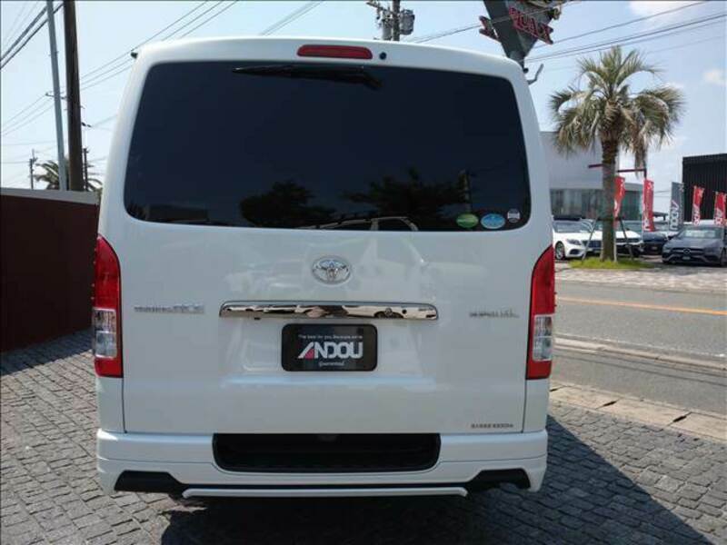 HIACE VAN-8