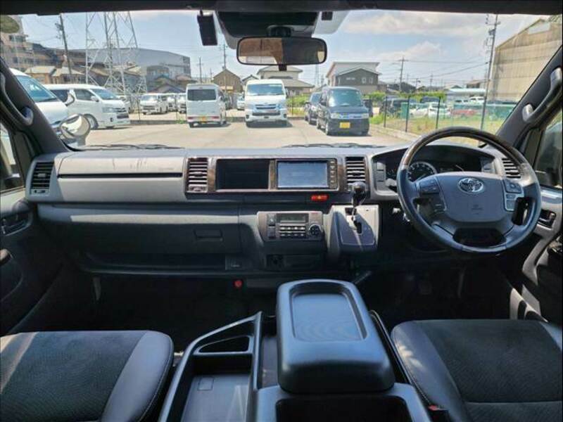 HIACE VAN-3