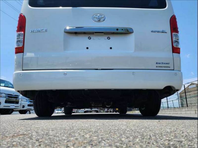 HIACE VAN-14