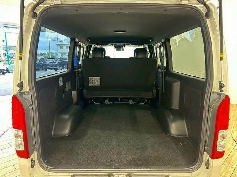 HIACE VAN-10