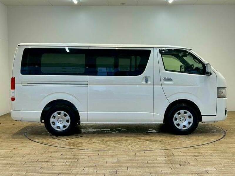 HIACE VAN-16