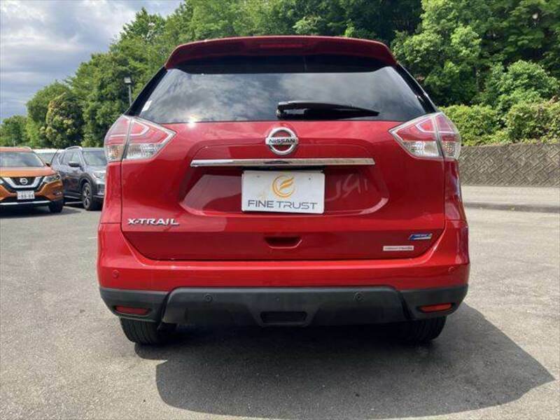 X-TRAIL
