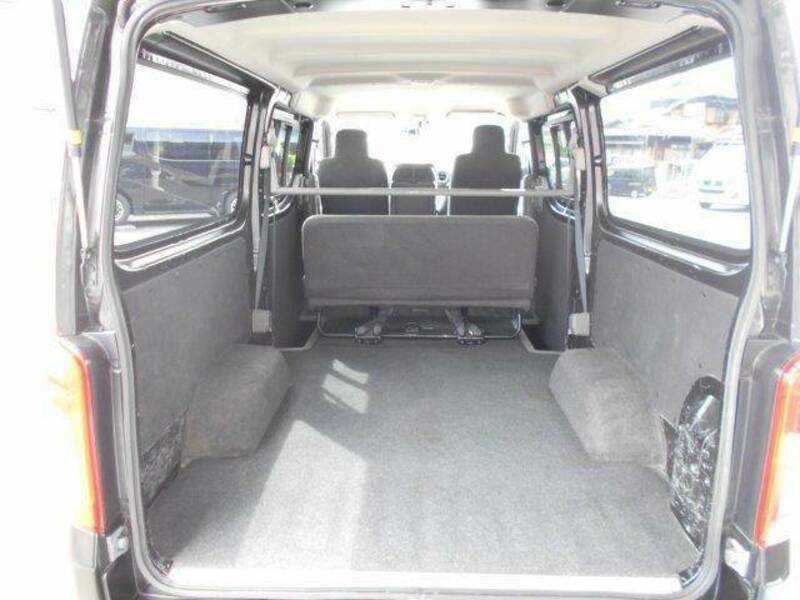 NV350 CARAVAN