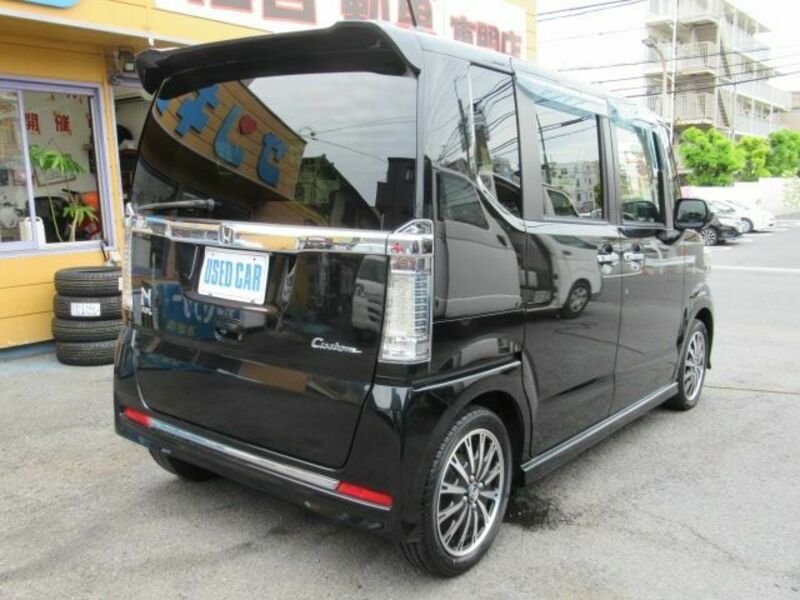 N BOX CUSTOM-2