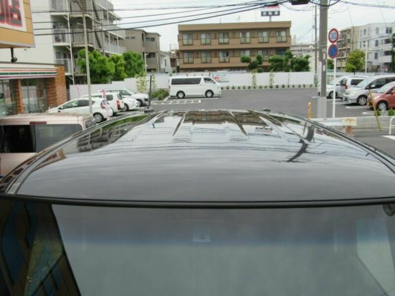 N BOX CUSTOM-7