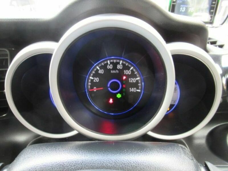 N BOX CUSTOM-24