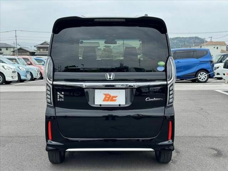 N BOX CUSTOM-13