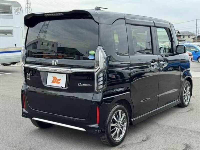 N BOX CUSTOM-14