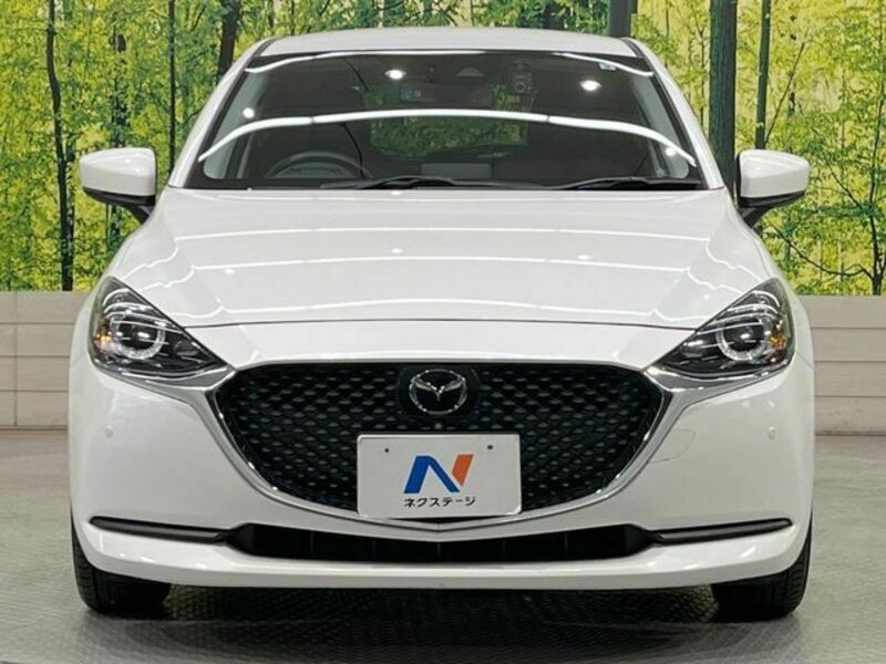 MAZDA2