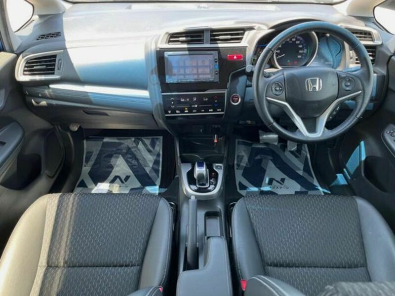 FIT HYBRID-1