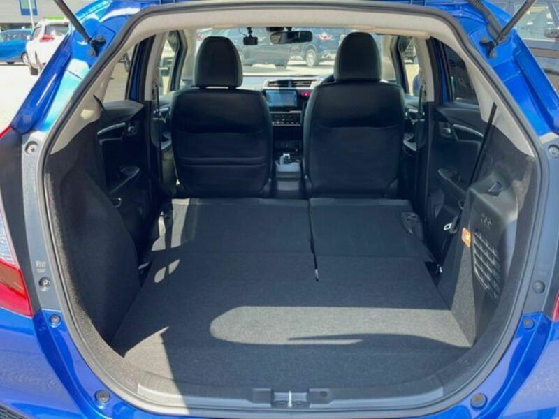 FIT HYBRID-12