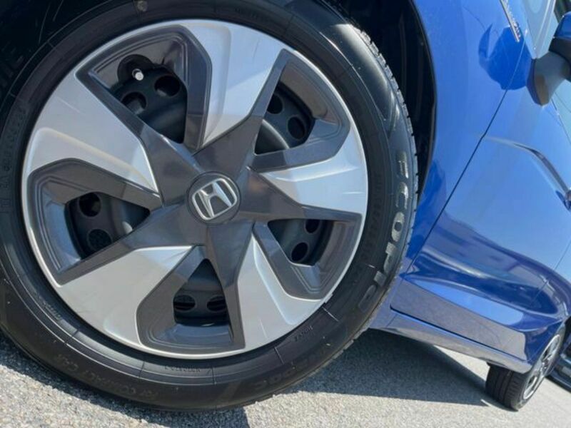 FIT HYBRID-14