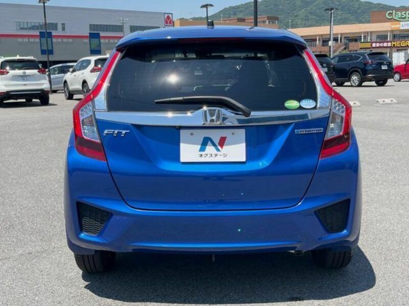 FIT HYBRID-16