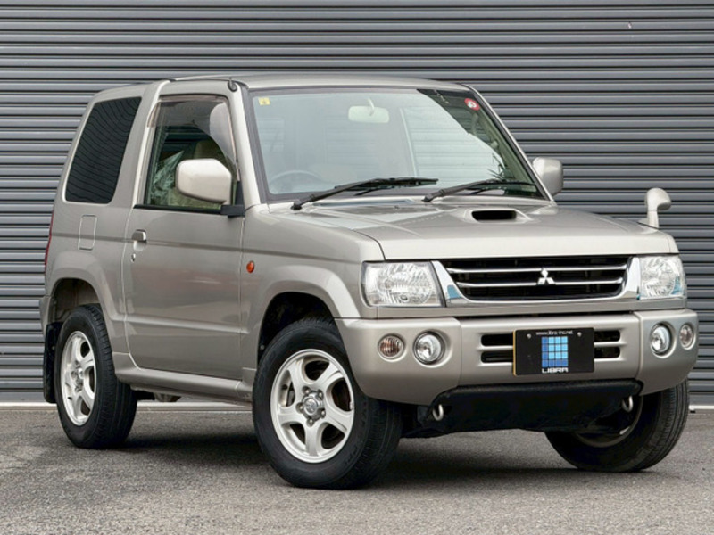 PAJERO MINI