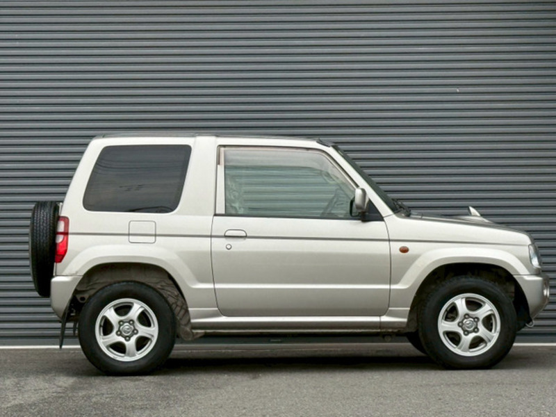 PAJERO MINI