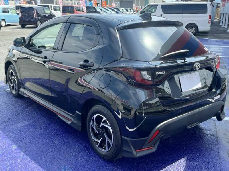 YARIS-6