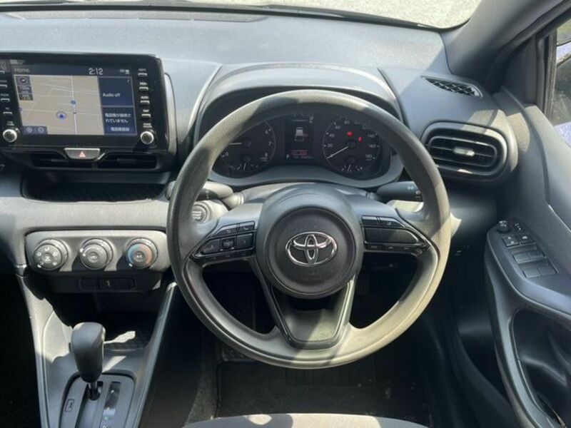YARIS-11