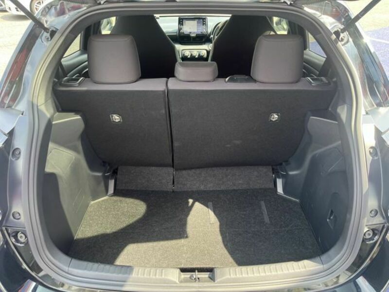 YARIS-18