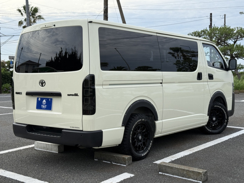 HIACE VAN-4