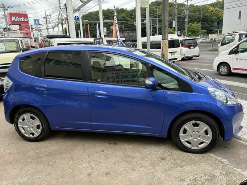 FIT HYBRID