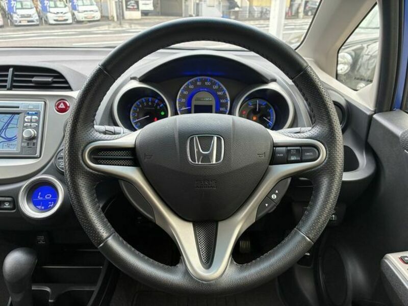 FIT HYBRID