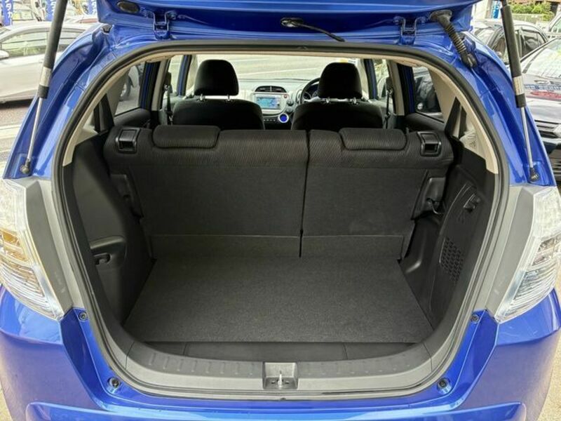 FIT HYBRID