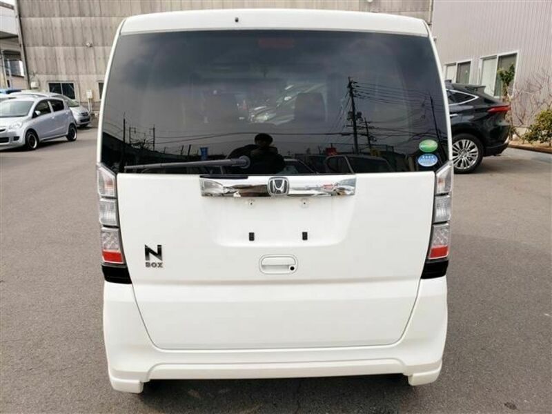 N BOX