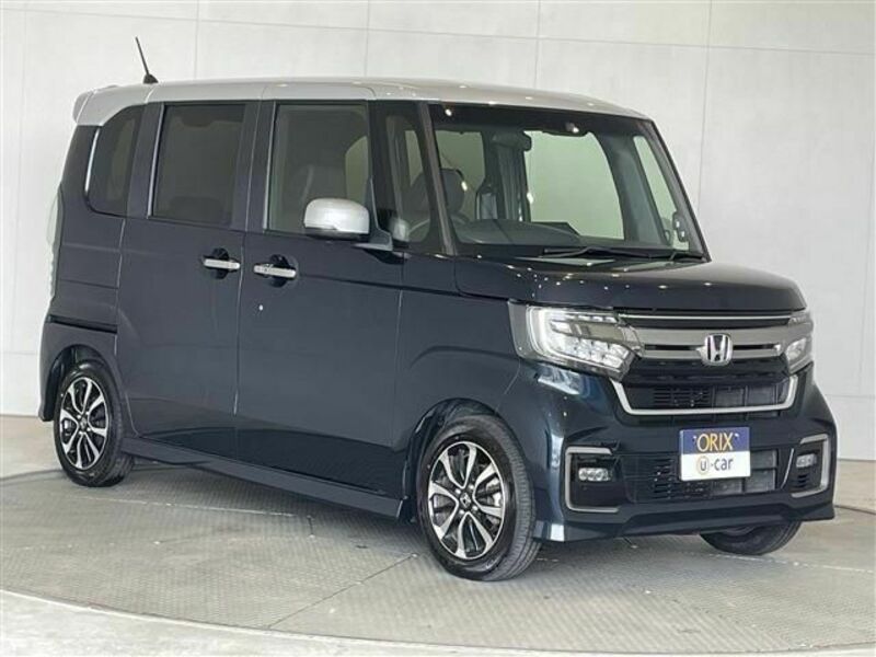 N BOX CUSTOM-12