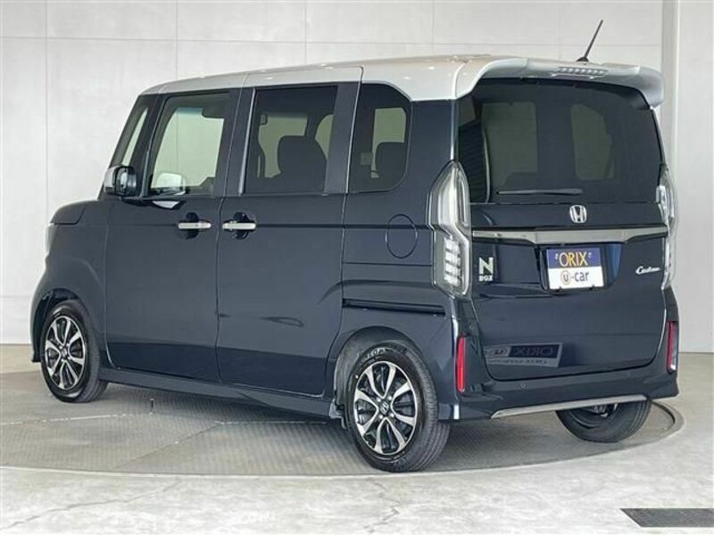 N BOX CUSTOM-13