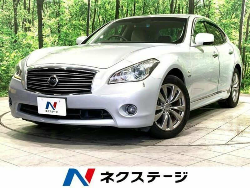 NISSAN　FUGA HYBRID