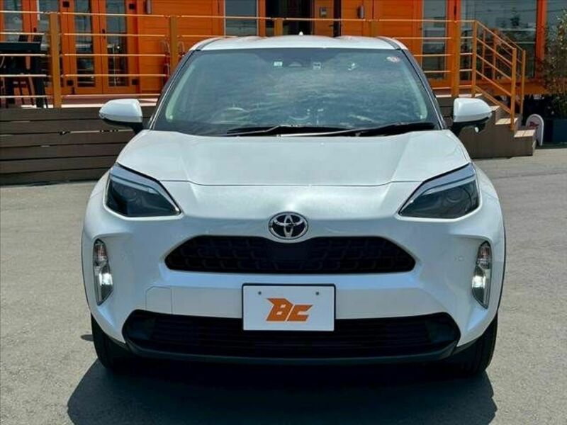 YARIS CROSS