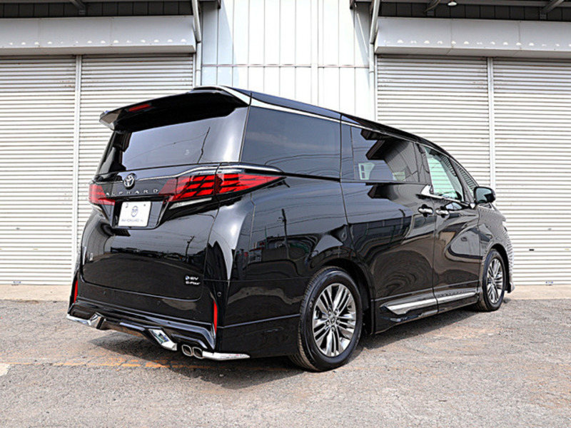 ALPHARD-4