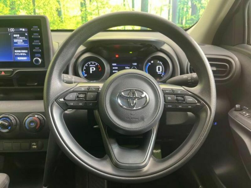 YARIS CROSS