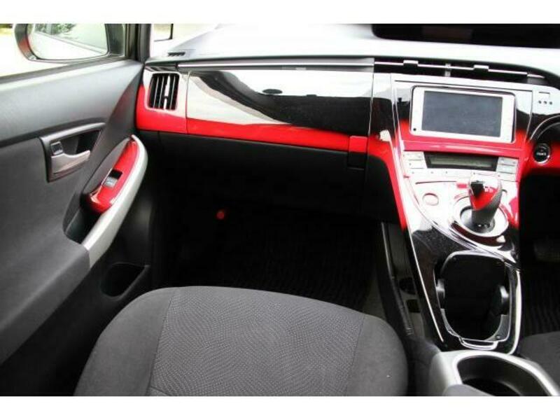 PRIUS-15