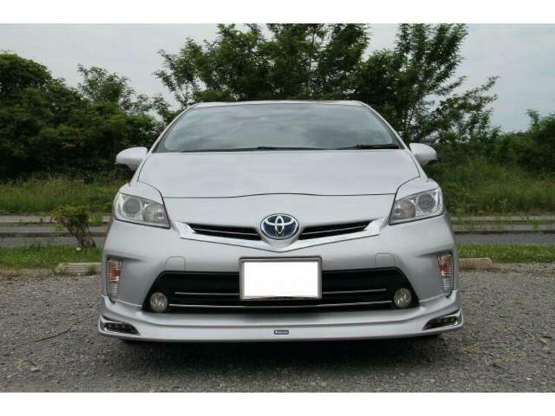PRIUS-9