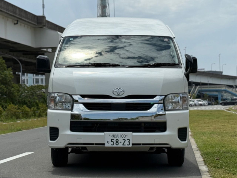 HIACE VAN-1