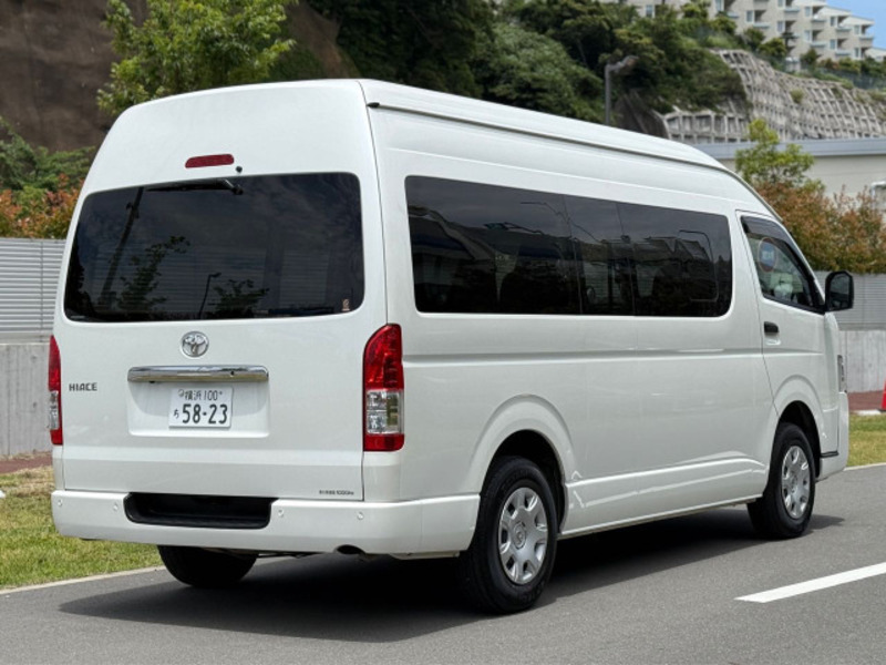 HIACE VAN-6