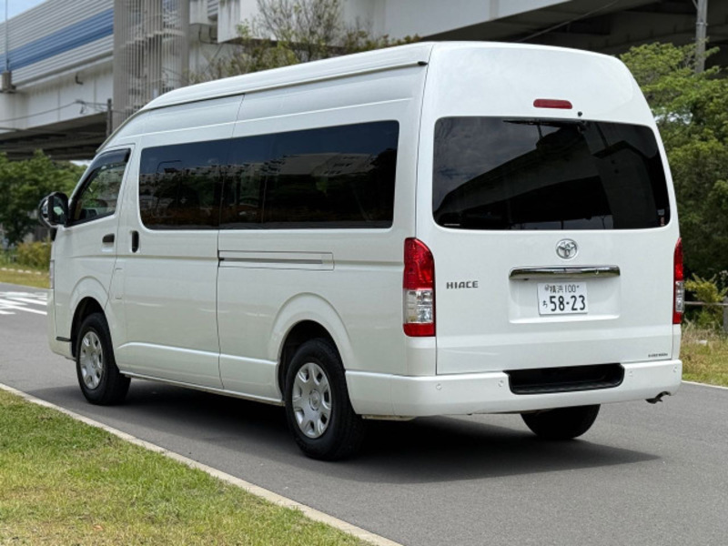 HIACE VAN-4