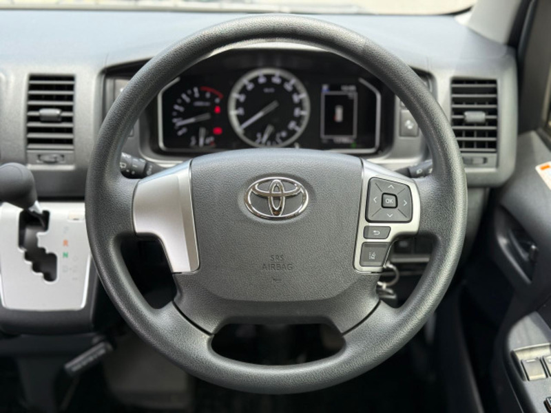 HIACE VAN-10