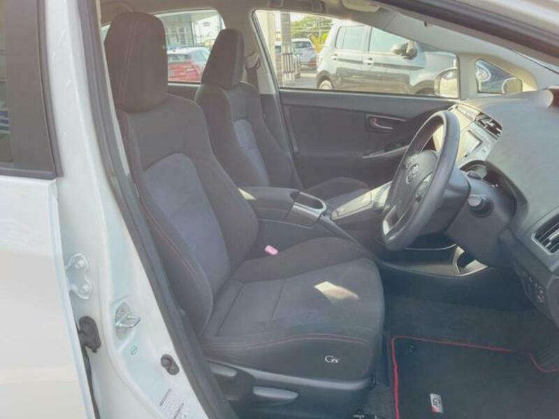 PRIUS-7