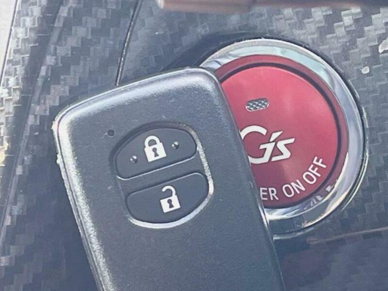 PRIUS-3