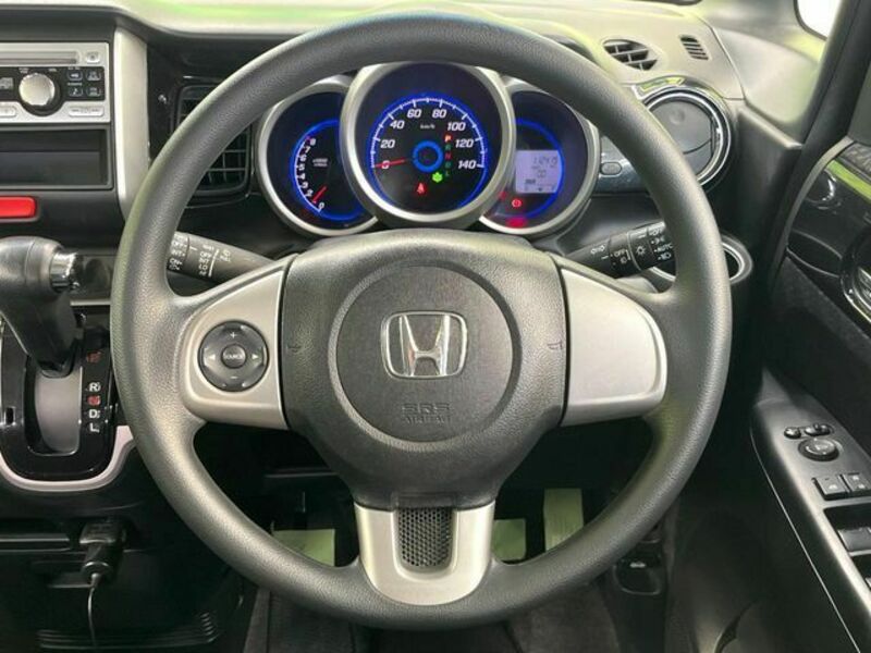 N BOX CUSTOM-10
