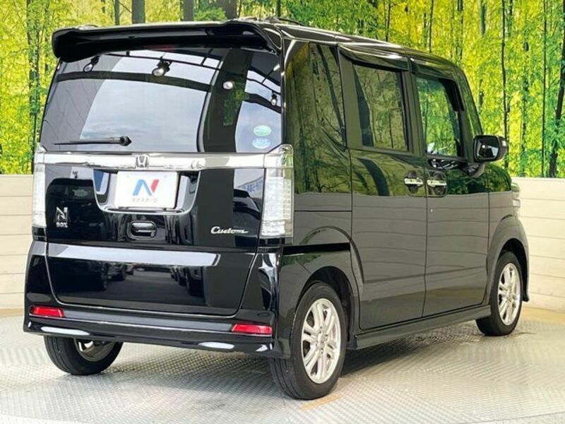 N BOX CUSTOM-16
