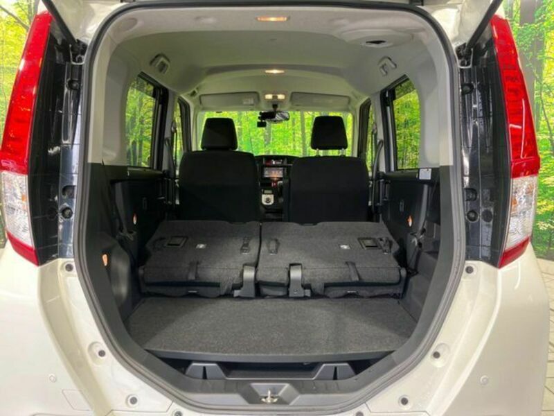 ROOMY-9